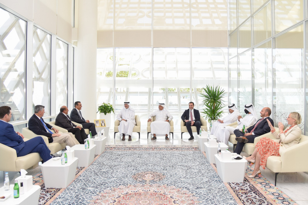 Minister of State and Chairman of Qatar Free Zones Authority H E Ahmad Al Sayed with the US Congress delegation during the meeting.