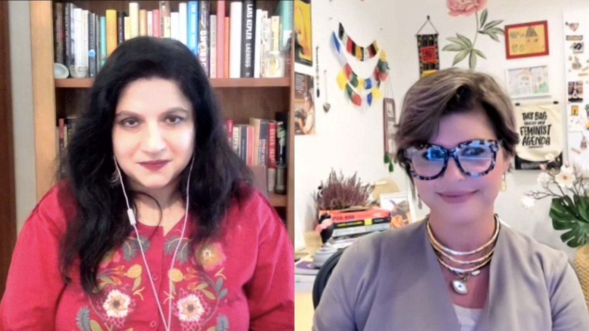 Rafia Zakaria (left) discussed with Professor Banu Akdenizli issues of inclusion in contemporary feminism movements.