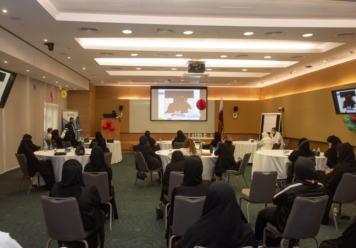 Parents of children living with developmental language disorder during a QRI workshop.