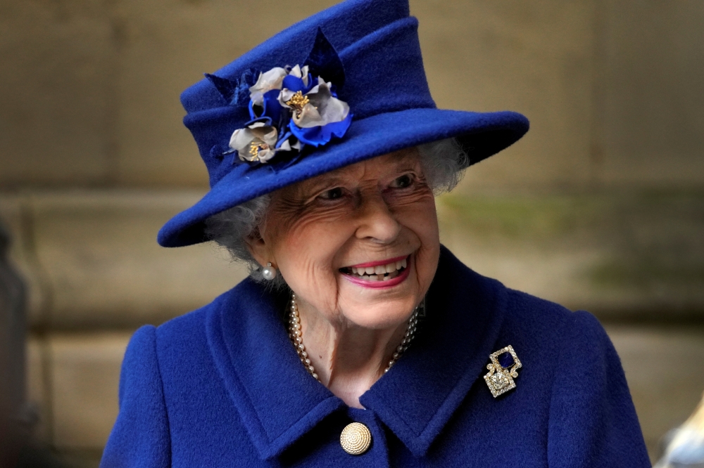 Britain's Queen Elizabeth leaves after a Service of Thanksgiving to mark the Centenary of the Royal British Legion at Westminster Abbey, London, Britain October 12, 2021. Frank Augstein/Pool via REUTERS/File Photo