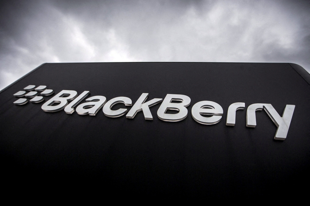 A Blackberry sign is seen in front of their offices on the day of their annual general meeting for shareholders in Waterloo, Canada June 23, 2015. REUTERS/Mark Blinch/File Photo/File Photo