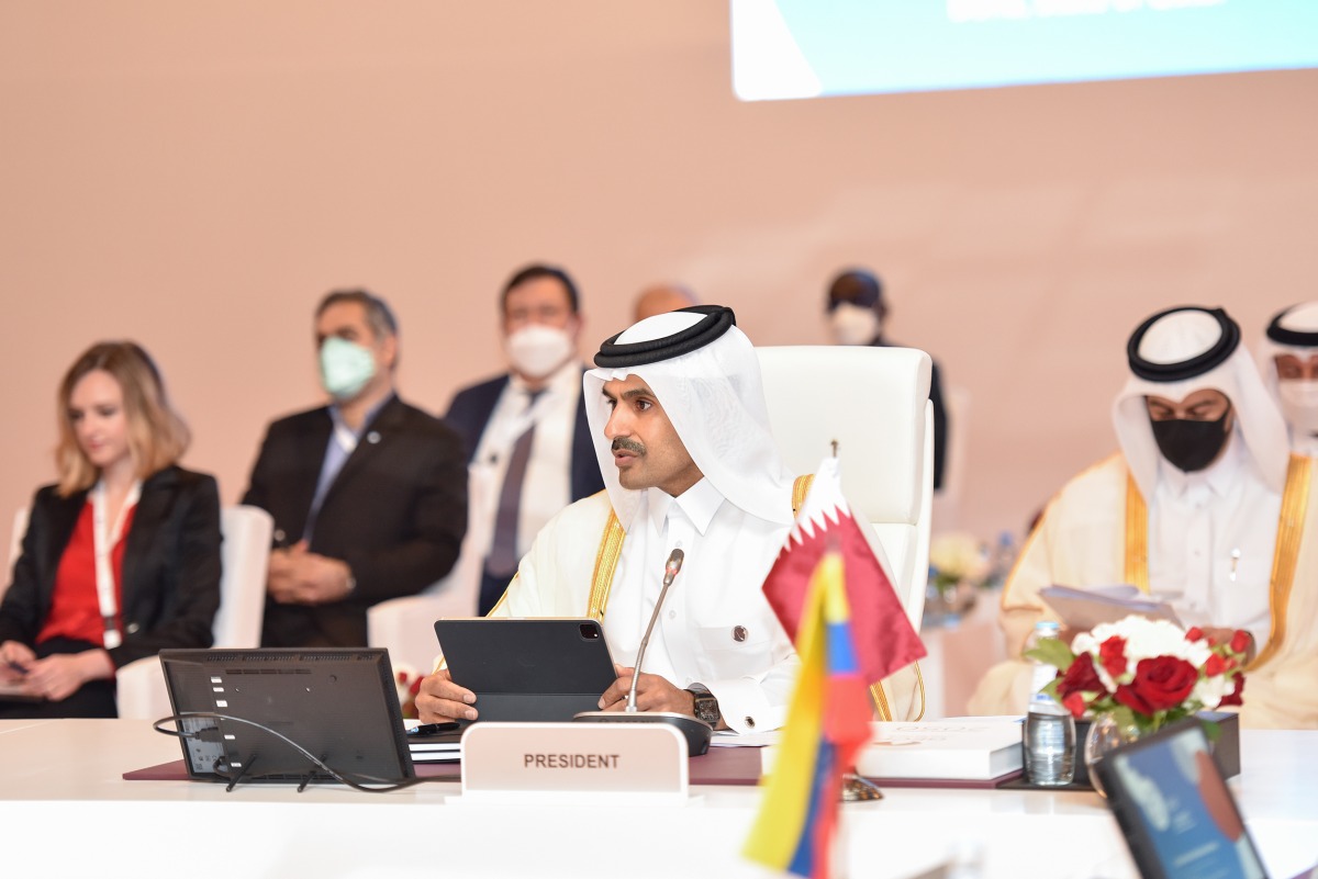 Minister of State for Energy Affairs, H E Saad Sherida Al Kaabi addressing the extraordinary ministerial meeting. 