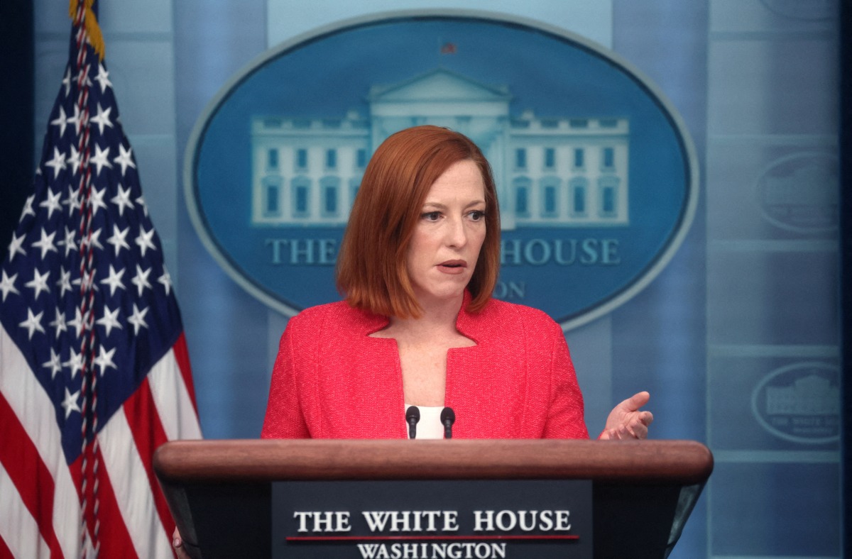 FILE PHOTO: White House Press Secretary Jen Psaki holds a press briefing on the U.S. response after Russia launched a massive military operation against Ukraine, at the White House in Washington, U.S., February 24, 2022. REUTERS/Leah Millis/File Photo
