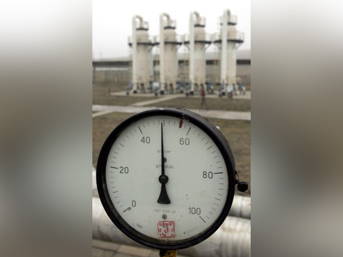 File photo: The Gazprom gas pumping station near the village of Pisarevskaya, some 280 km (173.9 miles) from the central Russian city of Voronezh is pictured in this December 16, 2005. Reuters/Viktor Korotayev//File Photo