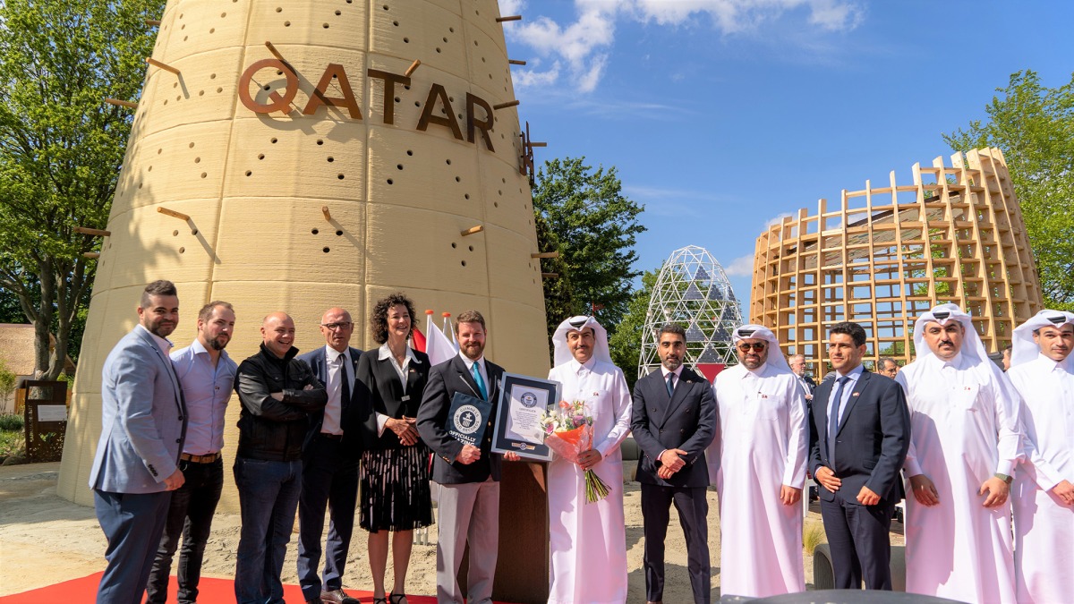 Officials with the Guinnes Book of World Records certificates at Qatar’s pavilion at the Floriade Expo 2022.