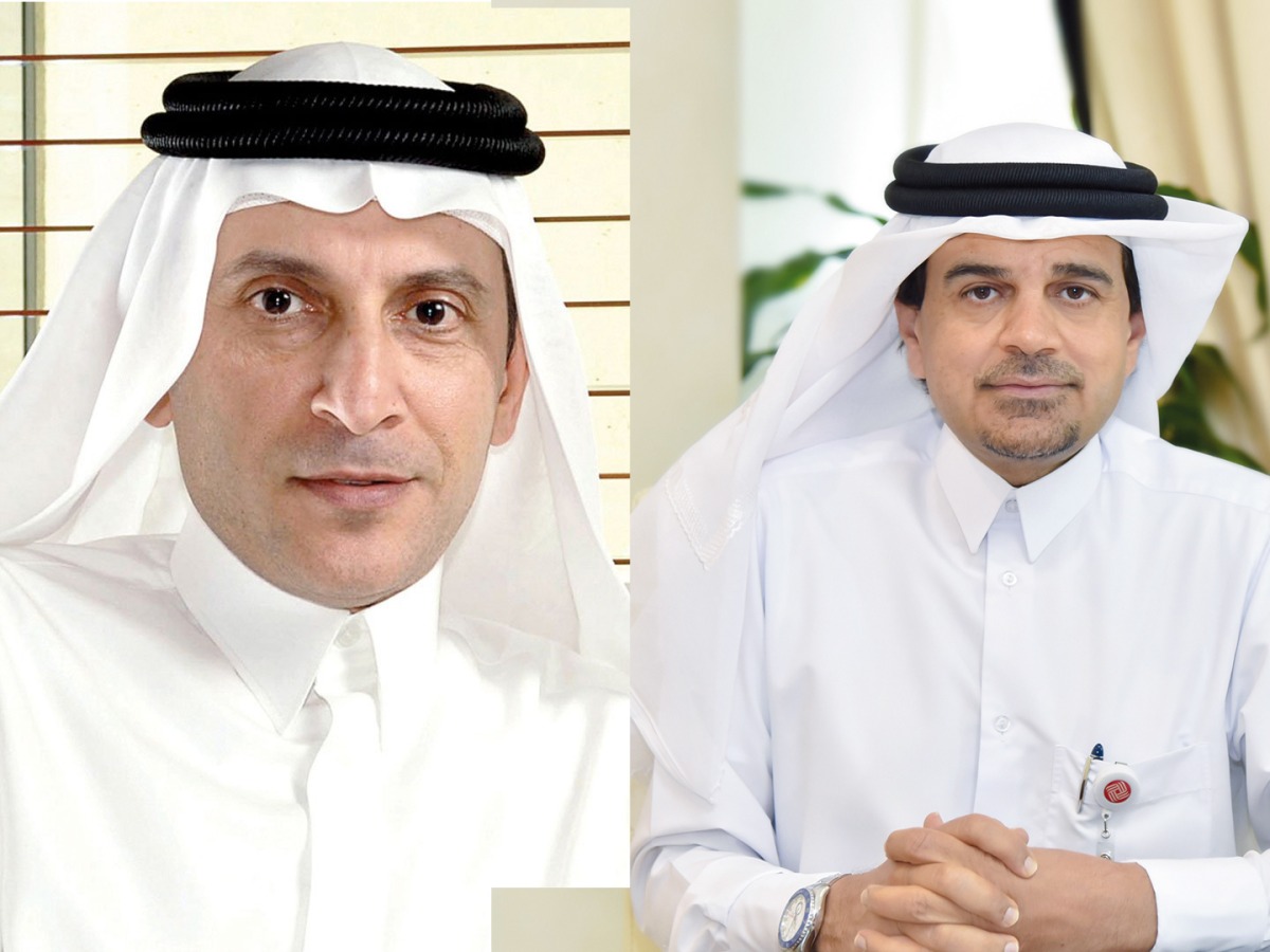 Qatar Airways Group Chief Executive H E Akbar Al Baker (left) and QIIB Chief Executive Officer Dr Abdulbasit Ahmed Al Shaibei 