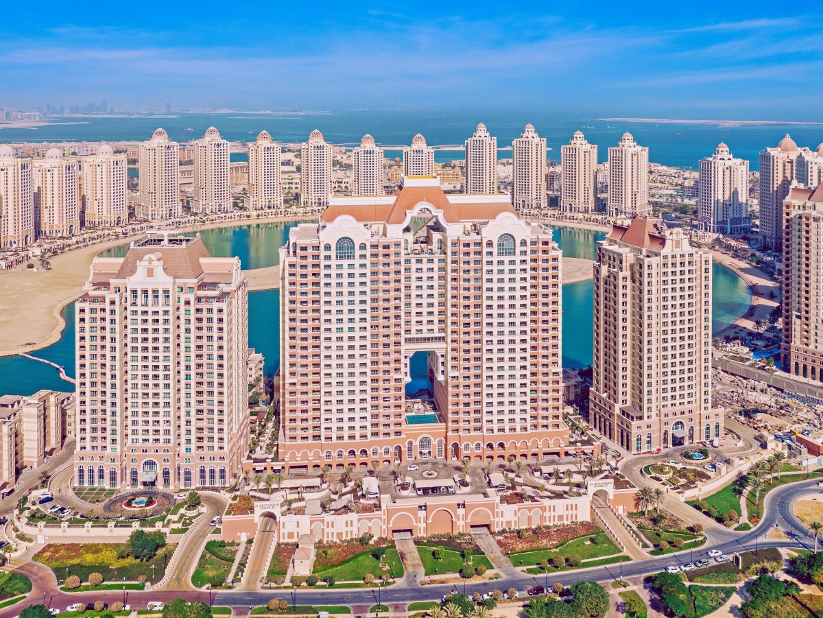 Al Mutahidah Towers at The Pearl Island.