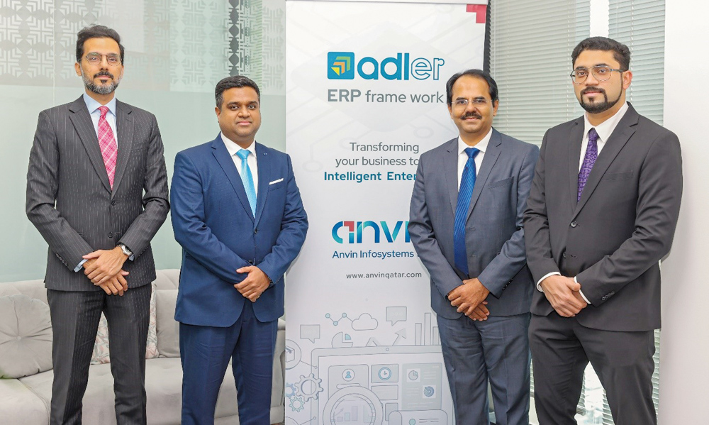 Kashif Rauf, Country Head -Global Liquidity and Cash Management, Regional Head of FI Sales – GLCM MENAT, HSBC Bank Middle East Qatar, Anish Babu, Vice President, Global Liquidity and Cash Management, Qatar, HSBC, Dileep Balakrishnan, CEO, Anvin Infosystems WLL, Adil Abdul Aziz, Group CFO, Dyarco International Group posing for the group photo.