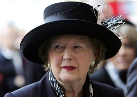 Former British prime minister and Conservative party leader Baroness Margaret Thatcher arrives for the Service of Thanksgiving for the life and work of former British Prime Minister Sir Edward Heath at Westminster Abbey in London November 8, 2005. REUTERS/Stephen Hird