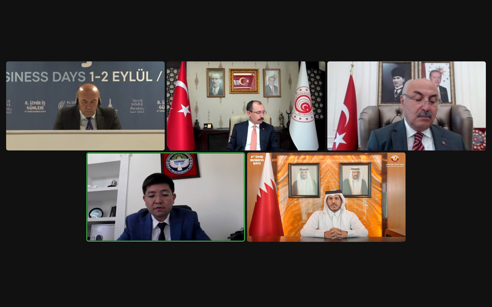 Minister of Commerce and Industry H E Sheikh Mohammed bin Hamad bin Qassim Al Thani with other officials taking part in the opening session of the Izmir Business Days Forum, virtually.