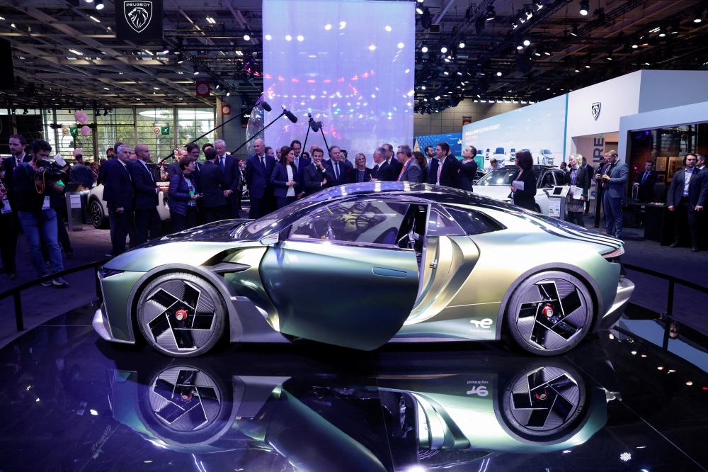 Electric vehicles take center stage at pared-back Paris show | The ...