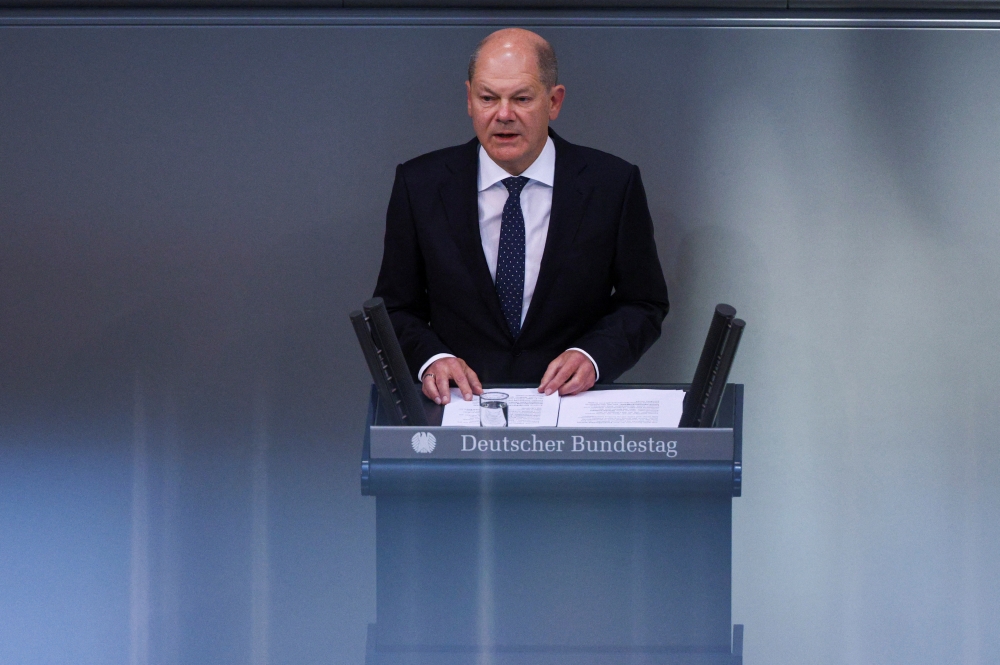 German Chancellor Olaf Scholz addresses the lower house of parliament, the Bundestag, in Berlin, Germany October 20, 2022. Reuters/Lisi Niesner