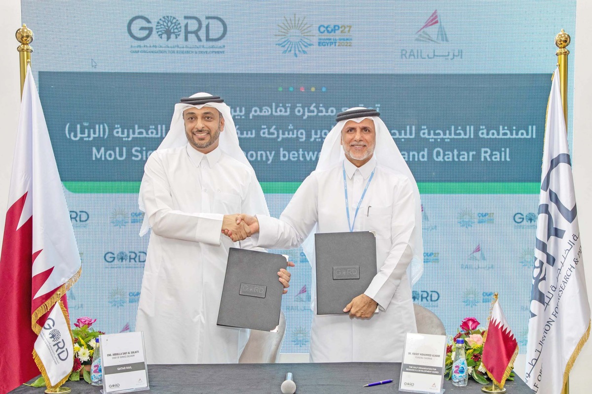 GORD Founding Chairman Dr. Yousef Alhorr with Qatar Rail’s Chief of Service Delivery, Eng. Abdulla Saif Al Sulaiti at the event.