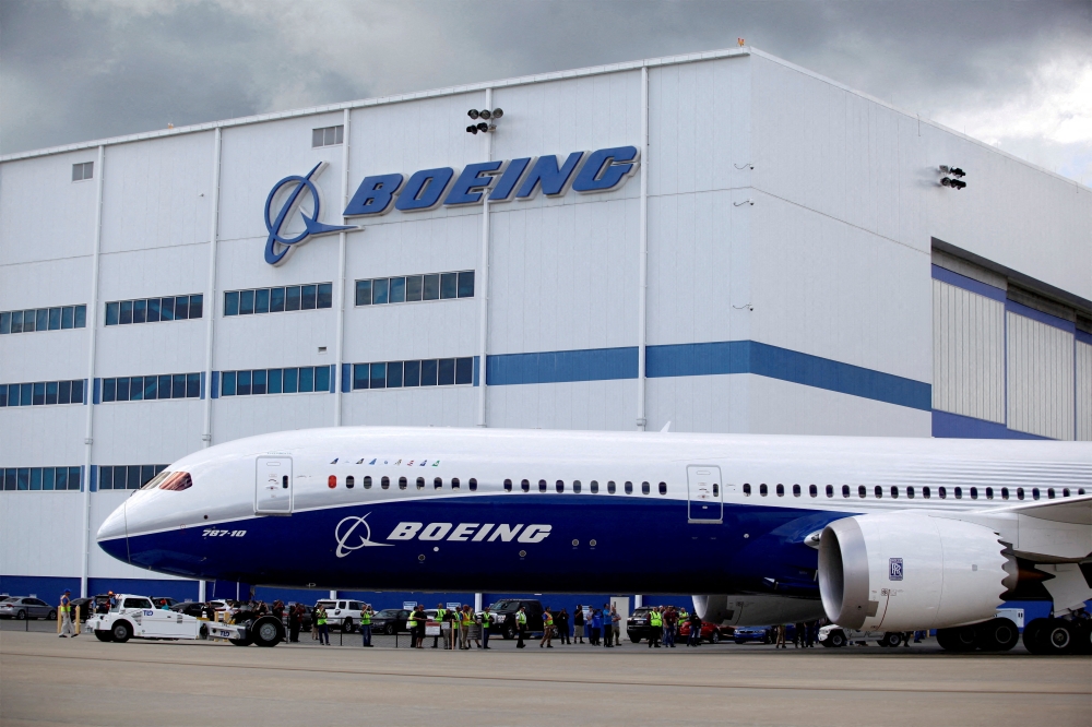 File Photo: A Boeing 787-10 Dreamliner taxis past the Final Assembly Building at Boeing South Carolina in North Charleston, South Carolina, United States, March 31, 2017. (REUTERS/Randall Hill)