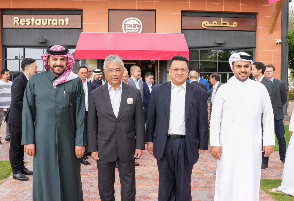 Moutaz Al-Khayyat, HM Al-Sultan Abdullah Ri'ayatuddin Al-Mustafa Billah Shah, HRH Tuanku Syed Faizuddin Putra ibni Tuanku Syed Sirajuddin Jamalullail, the Crown Prince of Perlis and Ramez Al-Khayyat.
