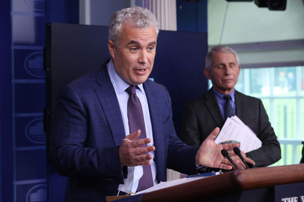 In this file photo taken on April 13, 2021, White House COVID-19 Response Coordinator Jeff Zients (left) and Director of the National Institute of Allergy and Infectious Diseases Dr. Anthony Fauci brief reporters in the Brady Press Briefing Room at the White House in Washington, DC. (Photo by CHIP SOMODEVILLA / GETTY IMAGES NORTH AMERICA / AFP)