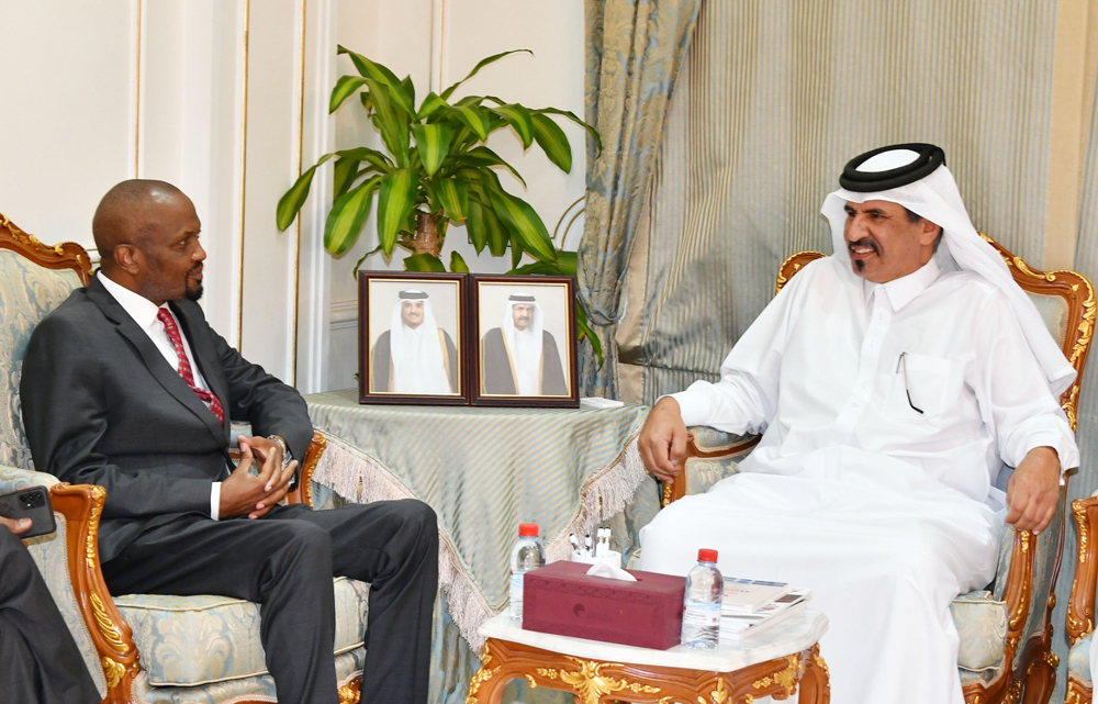 Qatar Chamber First Vice-Chairman Mohamed bin Twar Al Kuwari in conversation with Minister of Trade, Investment, and Industry of the Republic of Kenya H E Moses Kiarie Kuria.