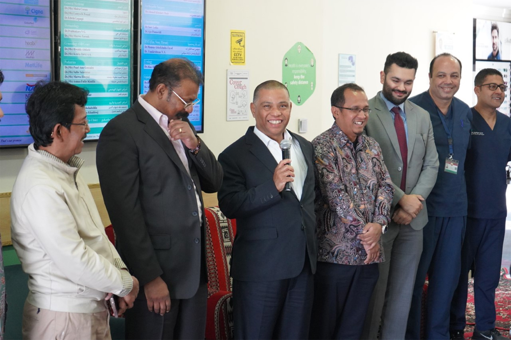 Ambassador of Indonesia to Qatar, H E Ridwan Hassan (third left) along with other officials of Future Medical Center and Future Dental Center.