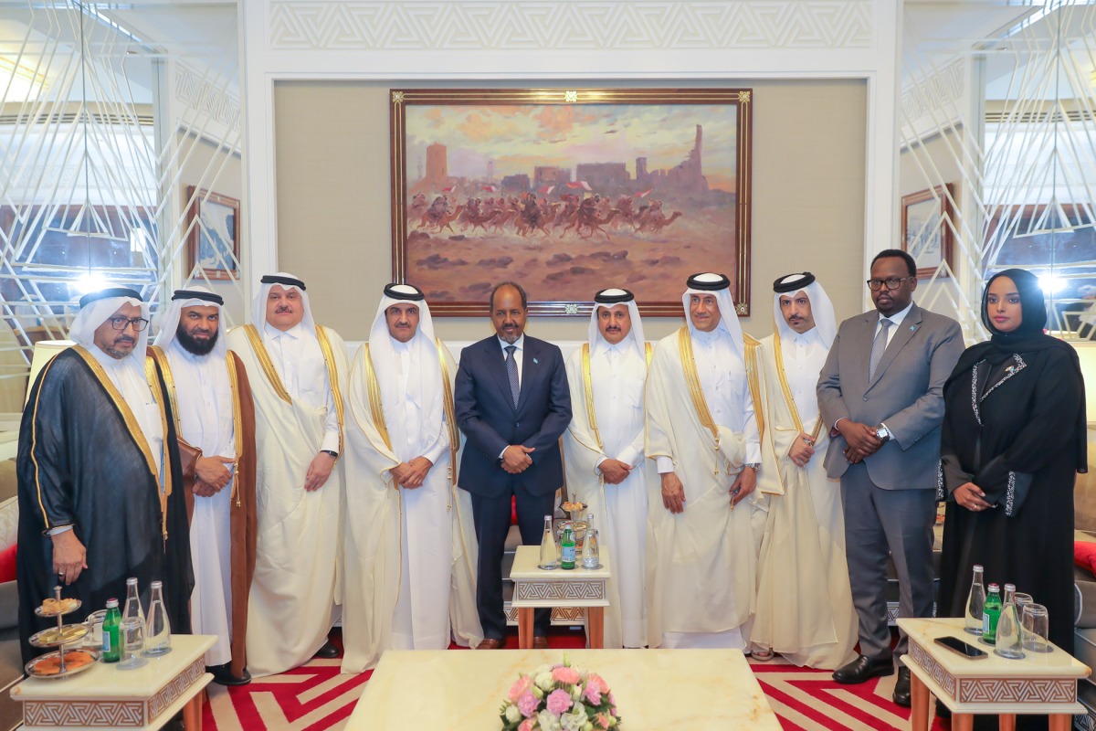 President of the Federal Republic of somali h e hassan sheikh Mohamud with Qatar Chamber Chairman sheikh Khalifa bin Jassim al Thani and other officials during the meeting
