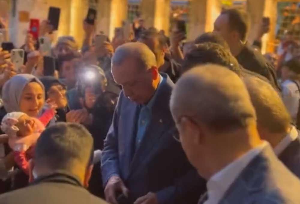 A screengrab from the video of Turkiye's incumbent President Recep Tayyip Erdogan visiting the Eyup Sultan Mosque in Istanbul. 