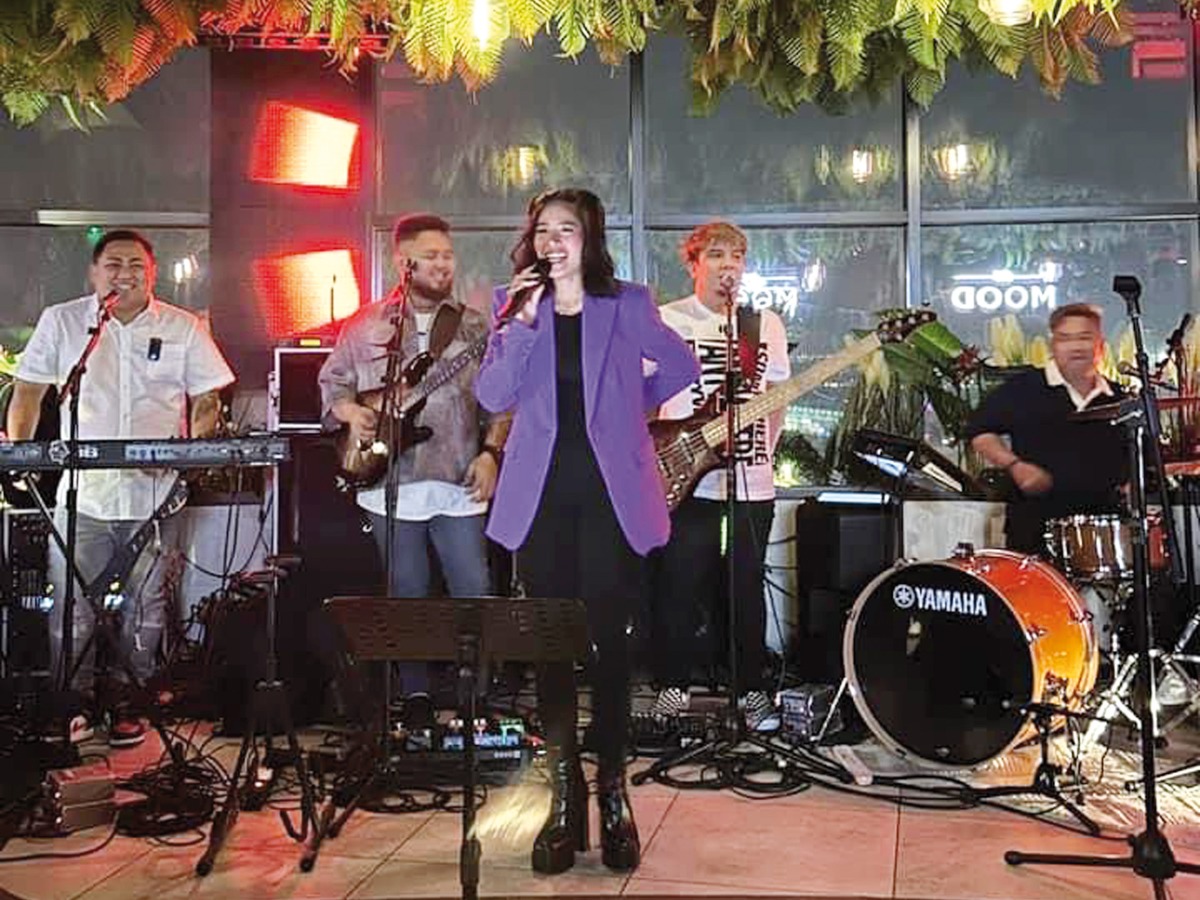 Gigi De Lana's Qatar concert rescheduled for November - Vimarsana News