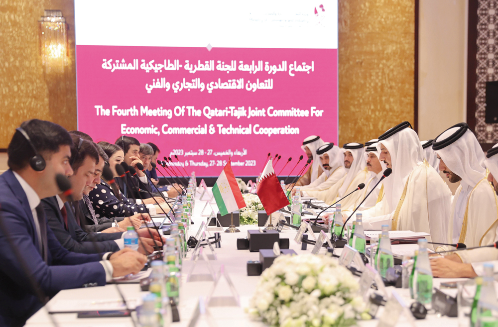 Minister of Commerce and Industry, H E Sheikh Mohammed bin Hamad bin Qassim Al Thani and Minister of Economic Development and Trade of the Republic of Tajikistan, H E Zavqi Zavqizoda with other officials during the 4th session of the Qatari-Tajik Joint Economic, Commercial and Technical Committee.