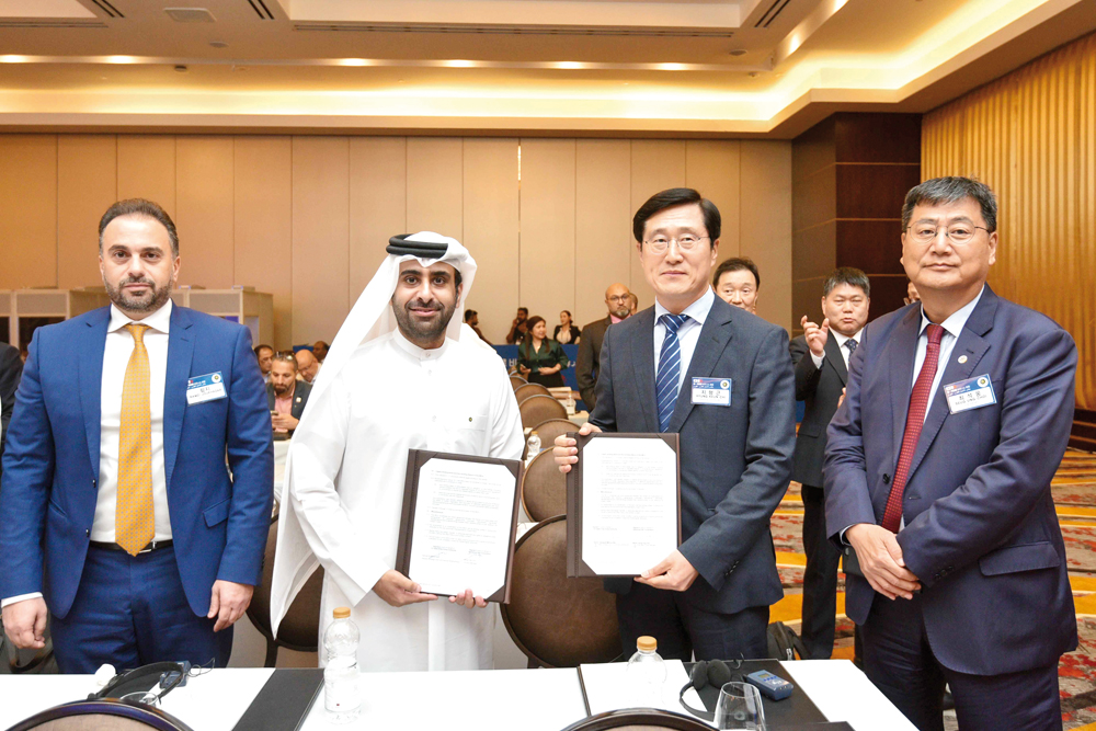 Officials at the signing of MoU to collaborate in green, environmentally and sustainable technologies.