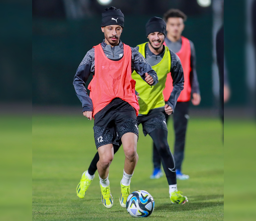 Al Wakrah players during a training session yesterday.