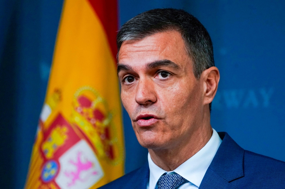 Spanish Prime Minister Pedro Sanchez addresses a press conference with the Norwegian prime minister during a bilateral meeting in Oslo in April 12, 2024. (Photo by Terje Pedersen / NTB / AFP) / Norway OUT