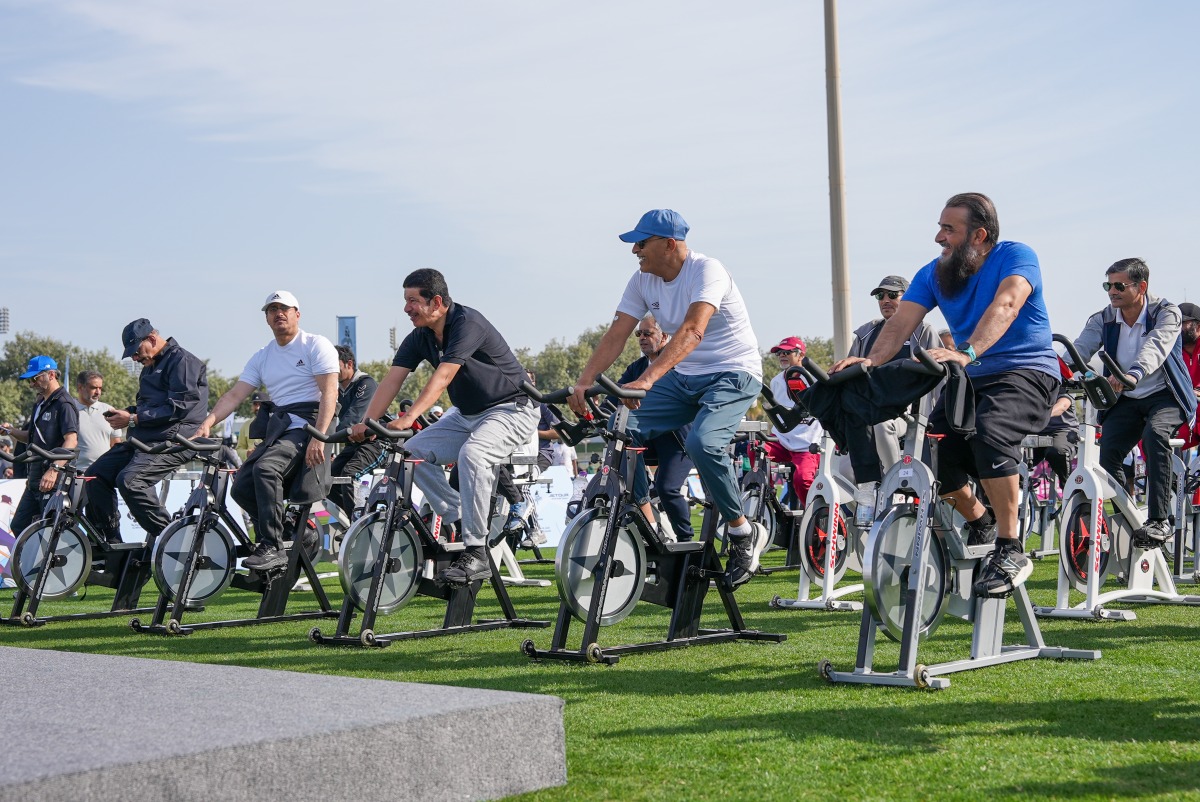 Speaker of the Shura Council HE Hassan bin Abdullah Al Ghanim takes part in the Sport Day activities.