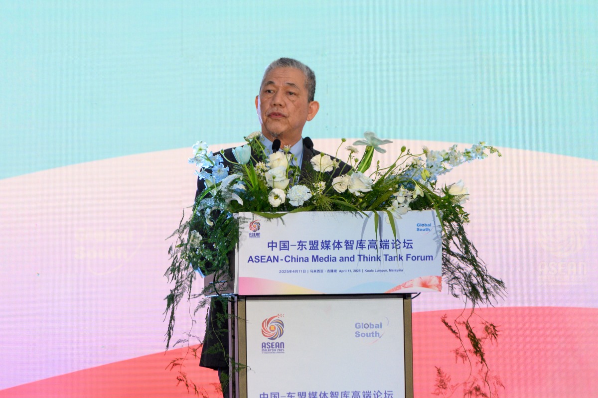 Malaysian Deputy Prime Minister Fadillah Yusof delivers a speech at the China-ASEAN Media and Think Tank Forum in Kuala Lumpur, Malaysia, April 11, 2025. (Photo by Chong Voon Chung/Xinhua)
