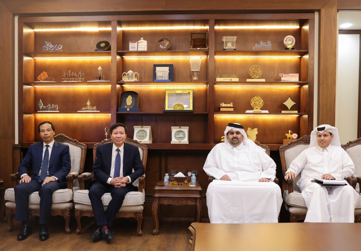 Acting CEO of QMC meets Vietnamese Ambassador