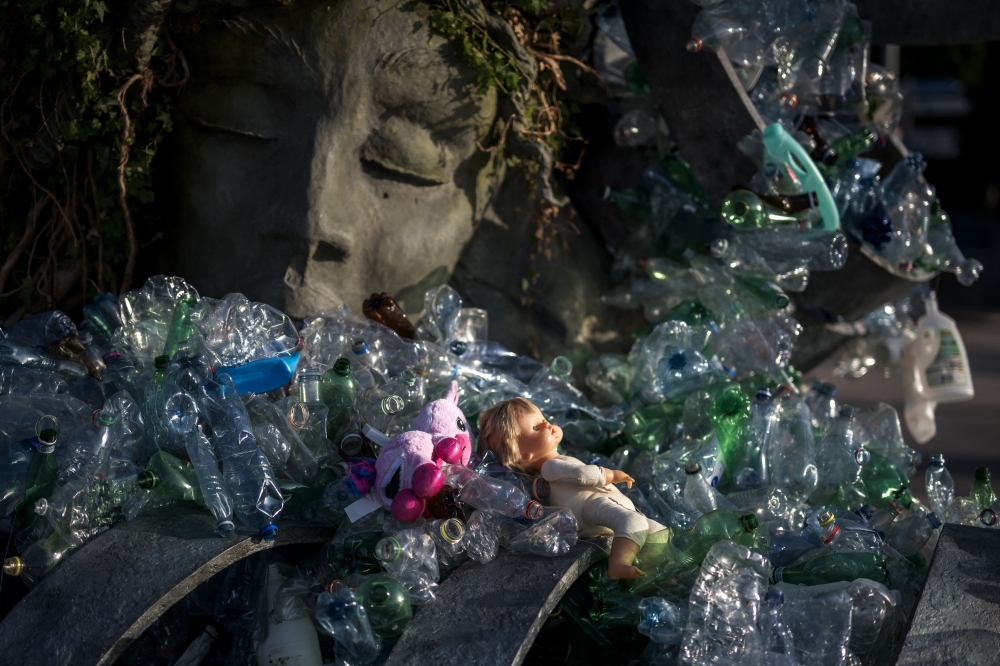 An artwork by Canadian artist, activist, and photographer Benjamin Von Wong entitled 