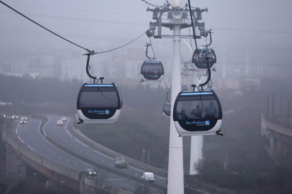 First urban cable car unveiled outside Paris
