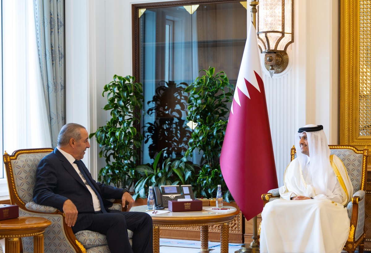 Prime Minister receives Vice President of Palestine