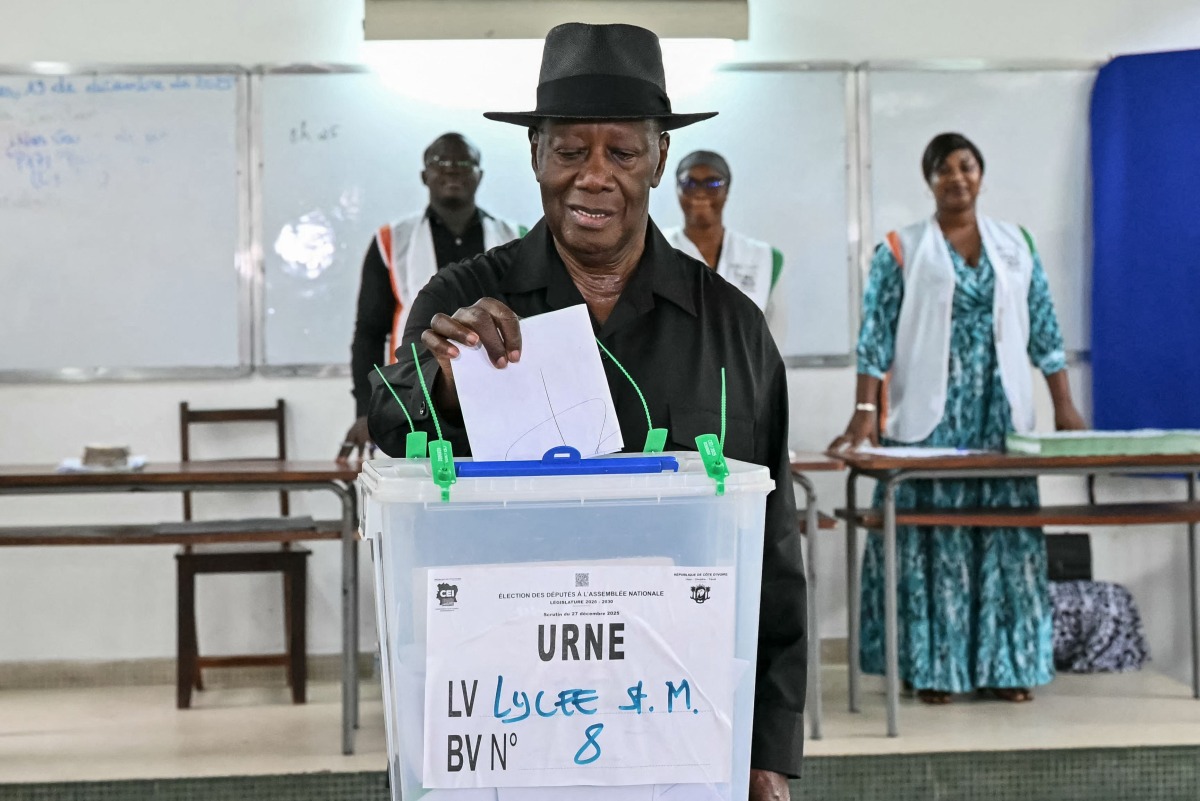 Ivory Coast president seeks parliament majority in election