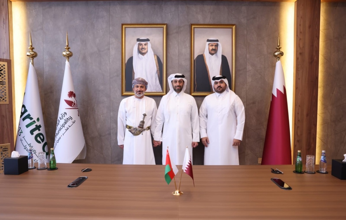 Qatar, Oman sign executive program for agricultural, livestock, fisheries cooperation
