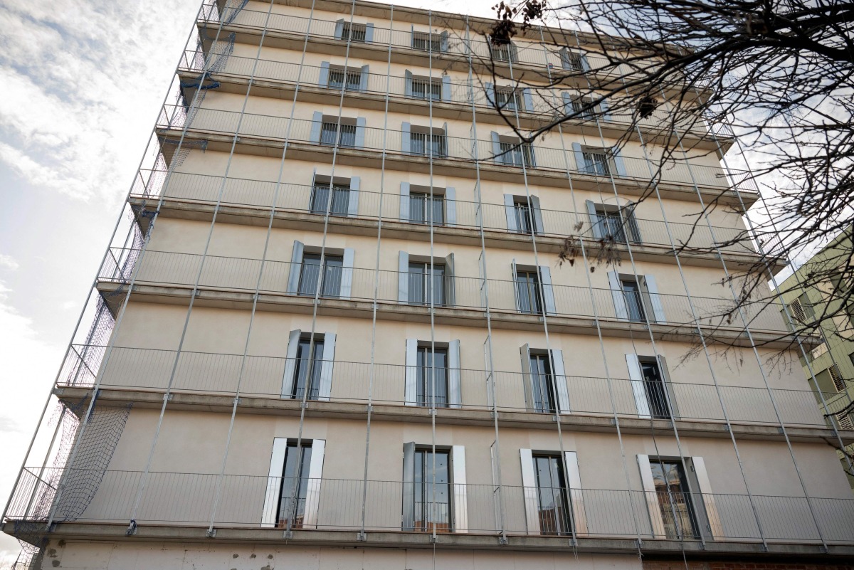 Spain unveils public investment fund to tackle housing crisis