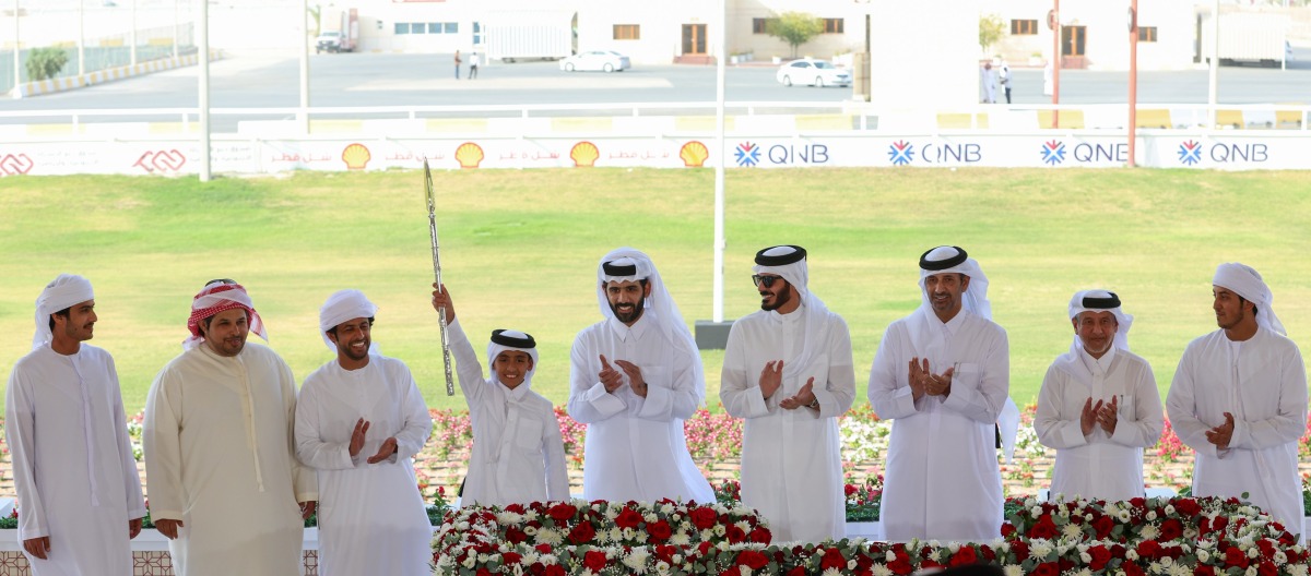Interior Minister crowns winners at camel racing
