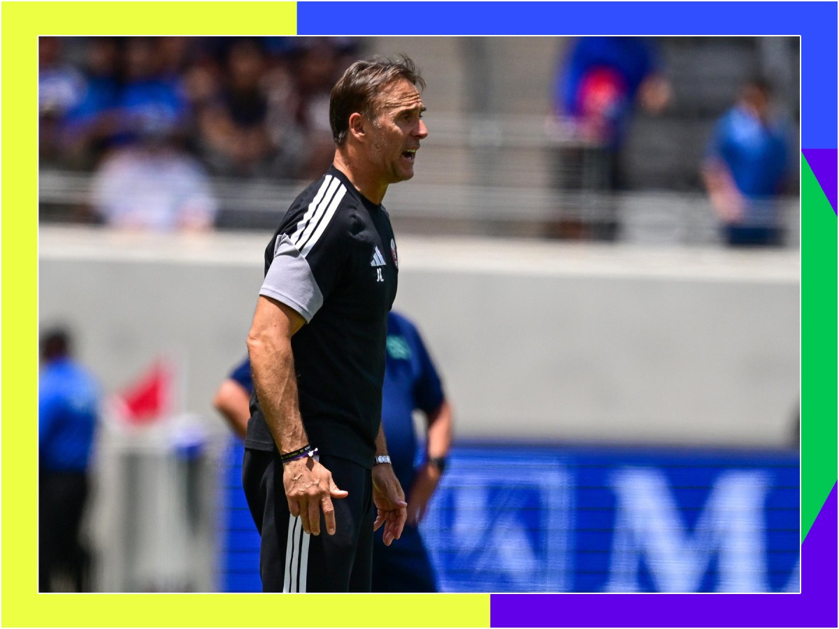 Coach Julen Lopetegui reacts during the warm-up match against El Salvador. 